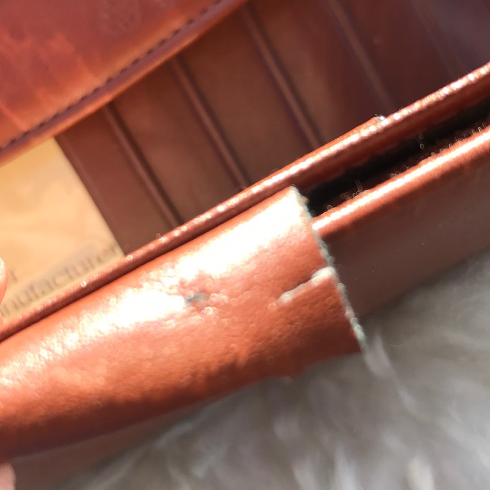 Buxton velvet touch wallet brown leather - Picture 8 of 8